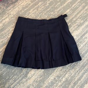 VGUC Girls' Lands End pleated skirt